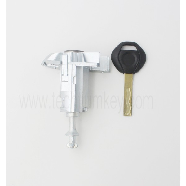 BMW X5 Left door lock cylinder