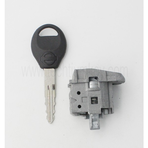 Nissan QASHQAI left door lok