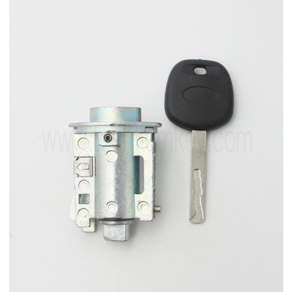 Toyota  2015 Crown ignition lock