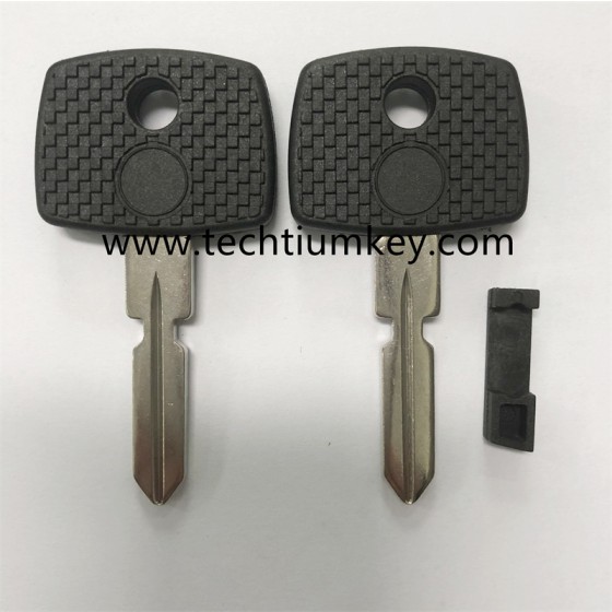 with ID44 (PCF7931) chip transponder key shell for Mercedes Benz
