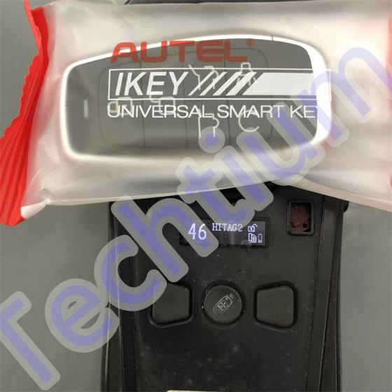 IKEYAT006EL Autel  Universal remote key,frequency can be changed 315Mhz/433Mhz