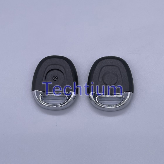 can put any blade Universal key with chip groover